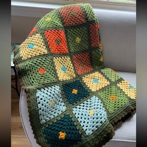 Vintage Handmade Granny Square Crochet Afghan Blanket. 79”x51”